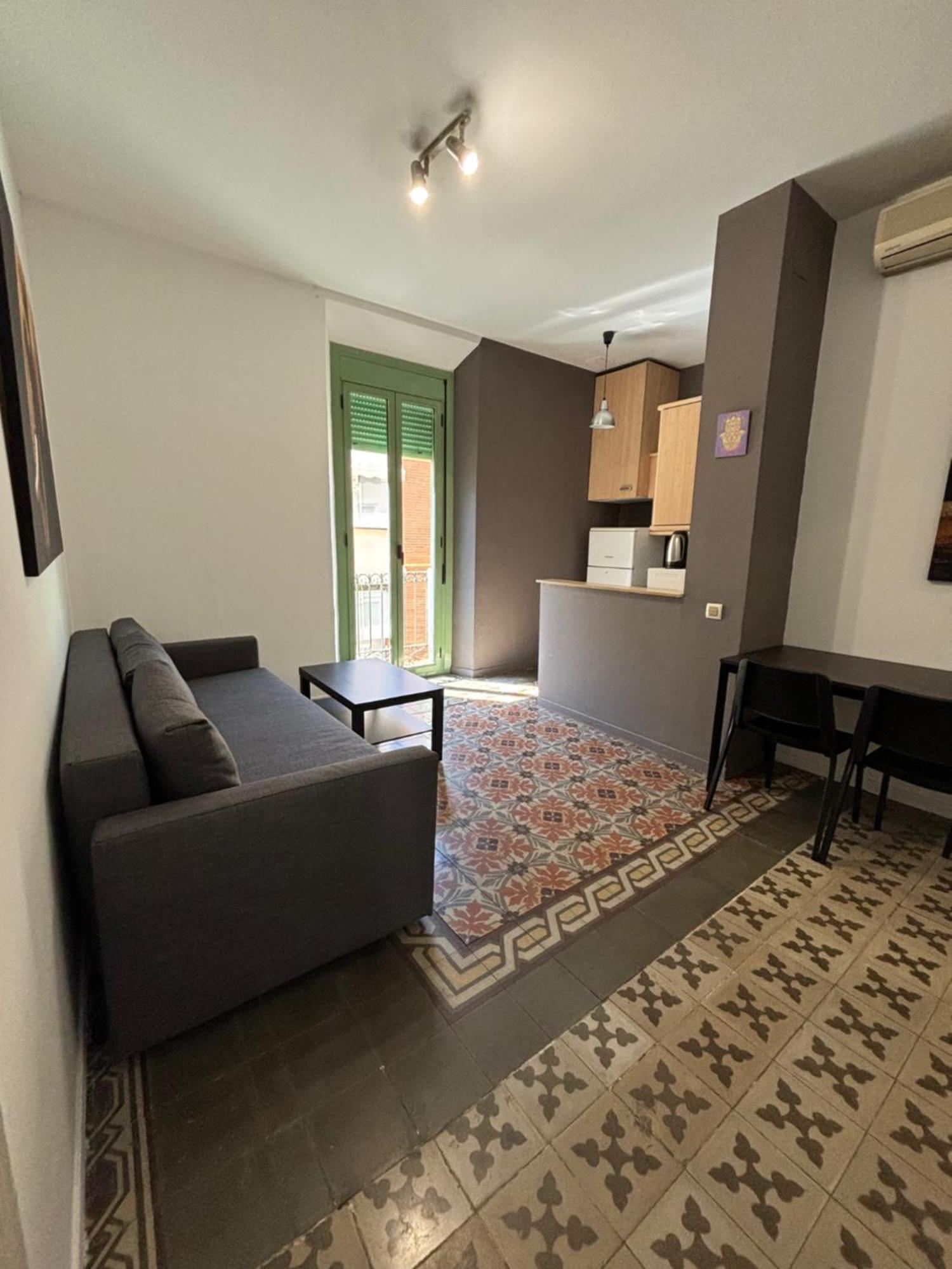 Urban Center Apartments Tarragona Oda fotoğraf